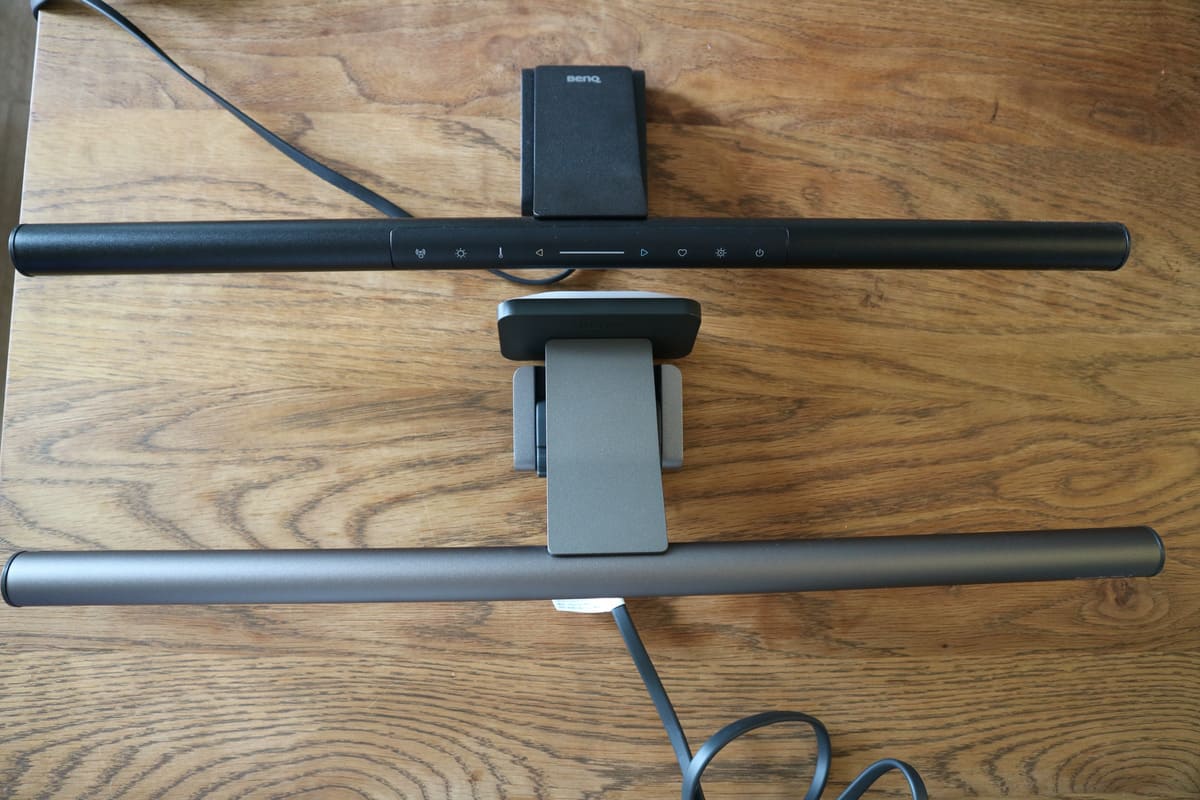 BenQ ScreenBar® Halo2とScreenBar Proの比較画像